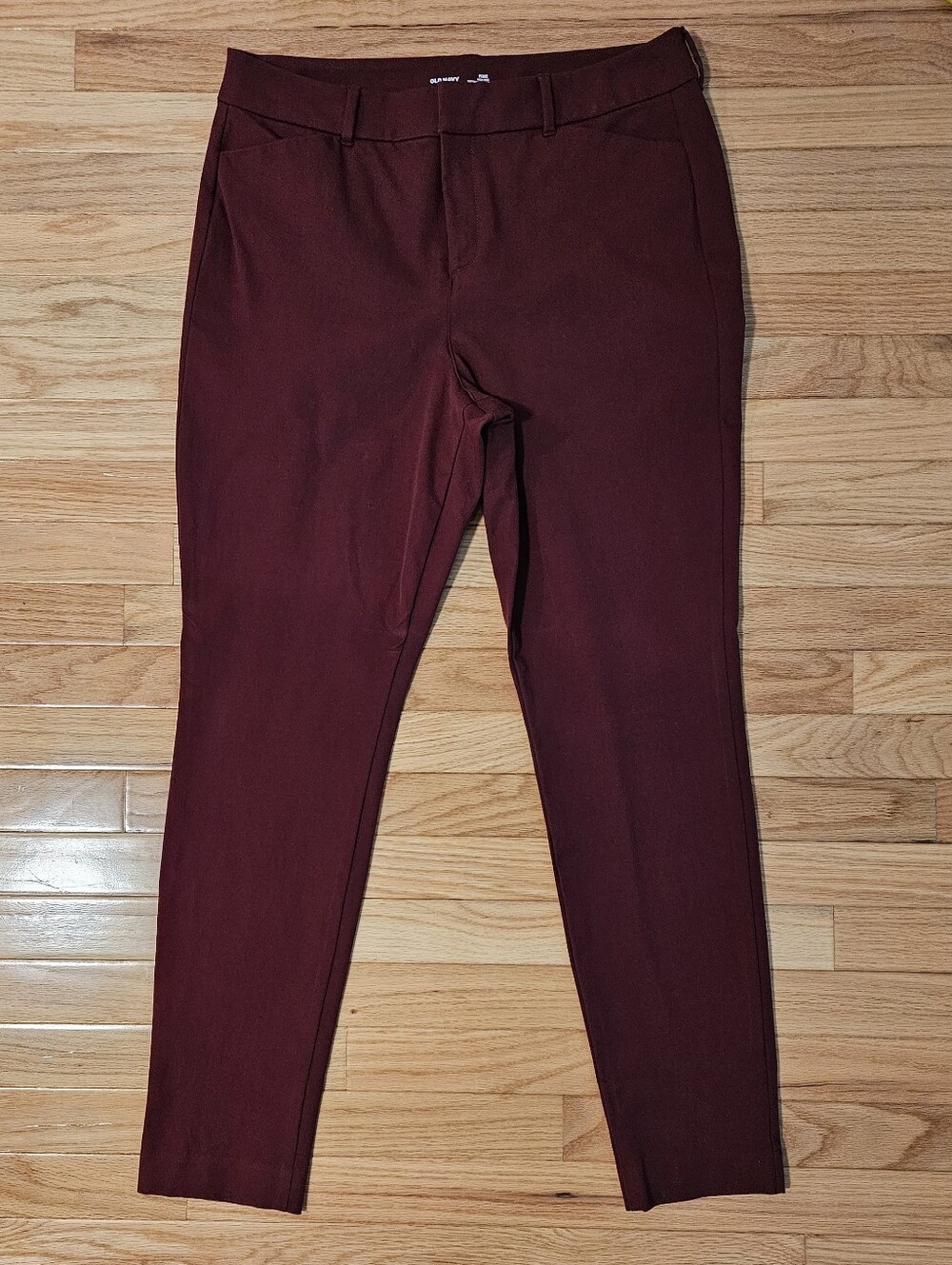Old Navy Pixie Pants Women’s Size 14 Wine Color Slim Stretch Ankle Career Work